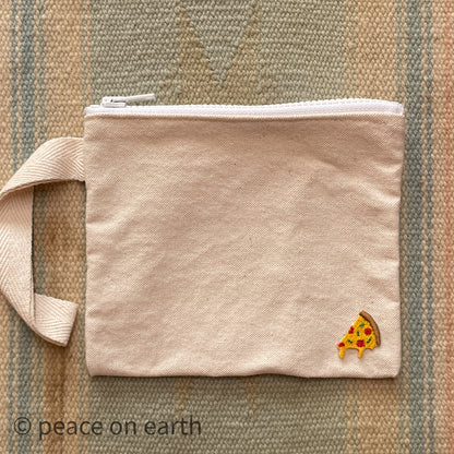 【3枚セット】とろけるチーズのペパロニピザ　刺繍 ミニ アイロンワッペン アップリケ