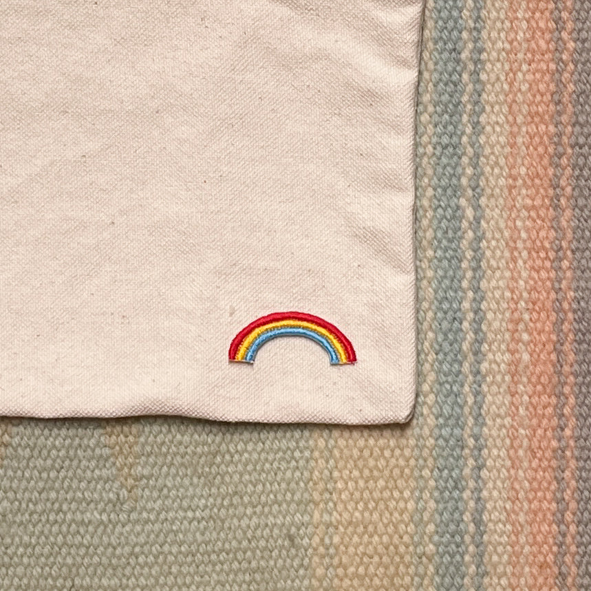 レインボー 虹のミニ刺繍アイロンワッペン　アップリケ