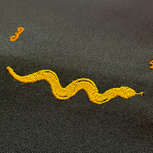 爬虫類　ヘビ　ナーガ　シンボル   単品　刺繍データ販売 snake3